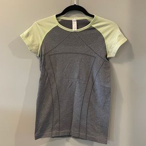 Ivivva by Lululemon Swiftly Tech Tee
